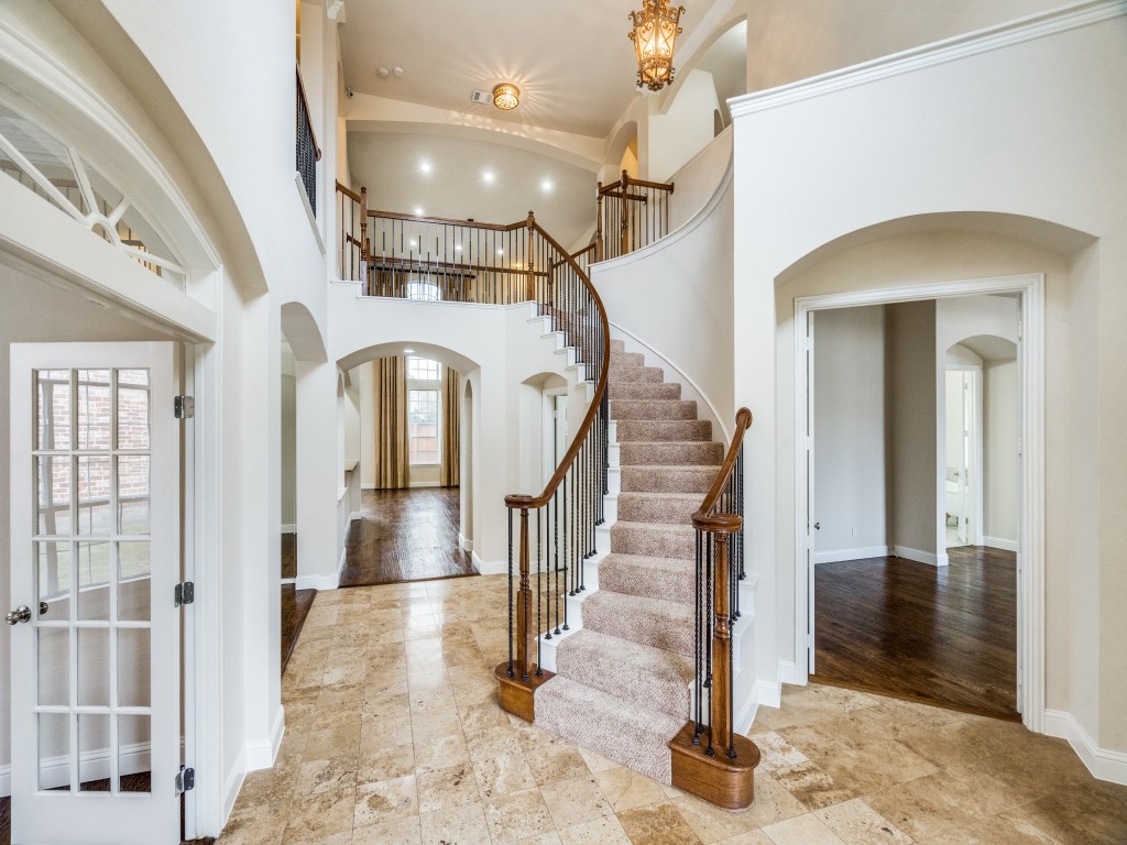 5185 Kiowa Drive