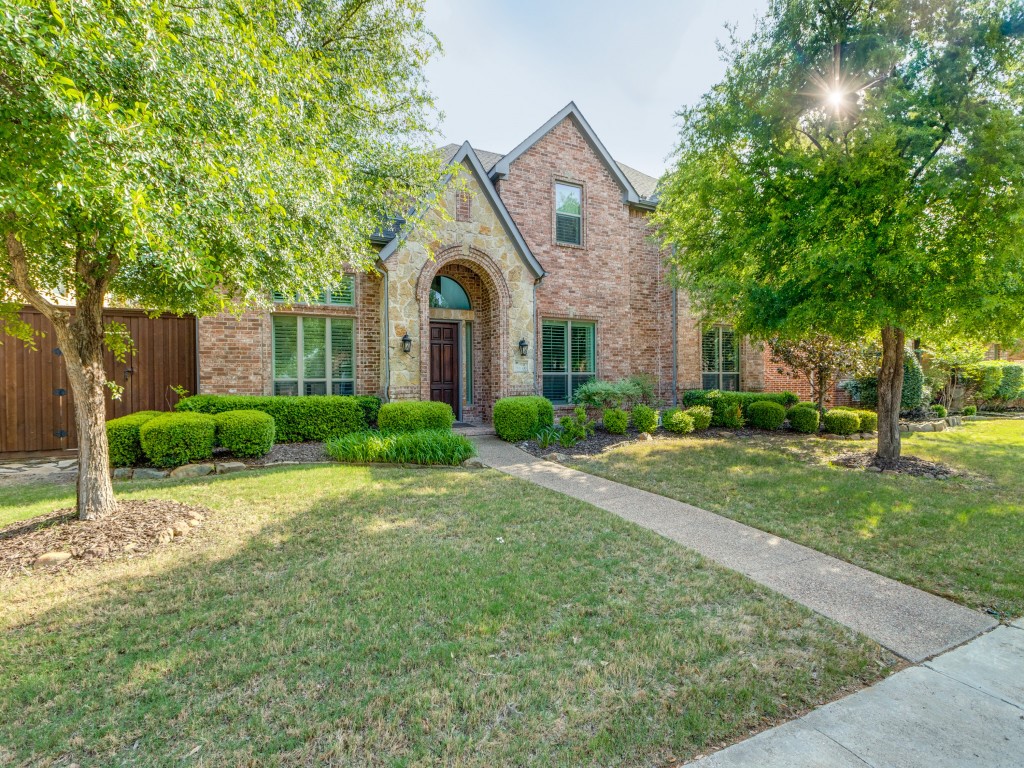 5087 Navajo Drive