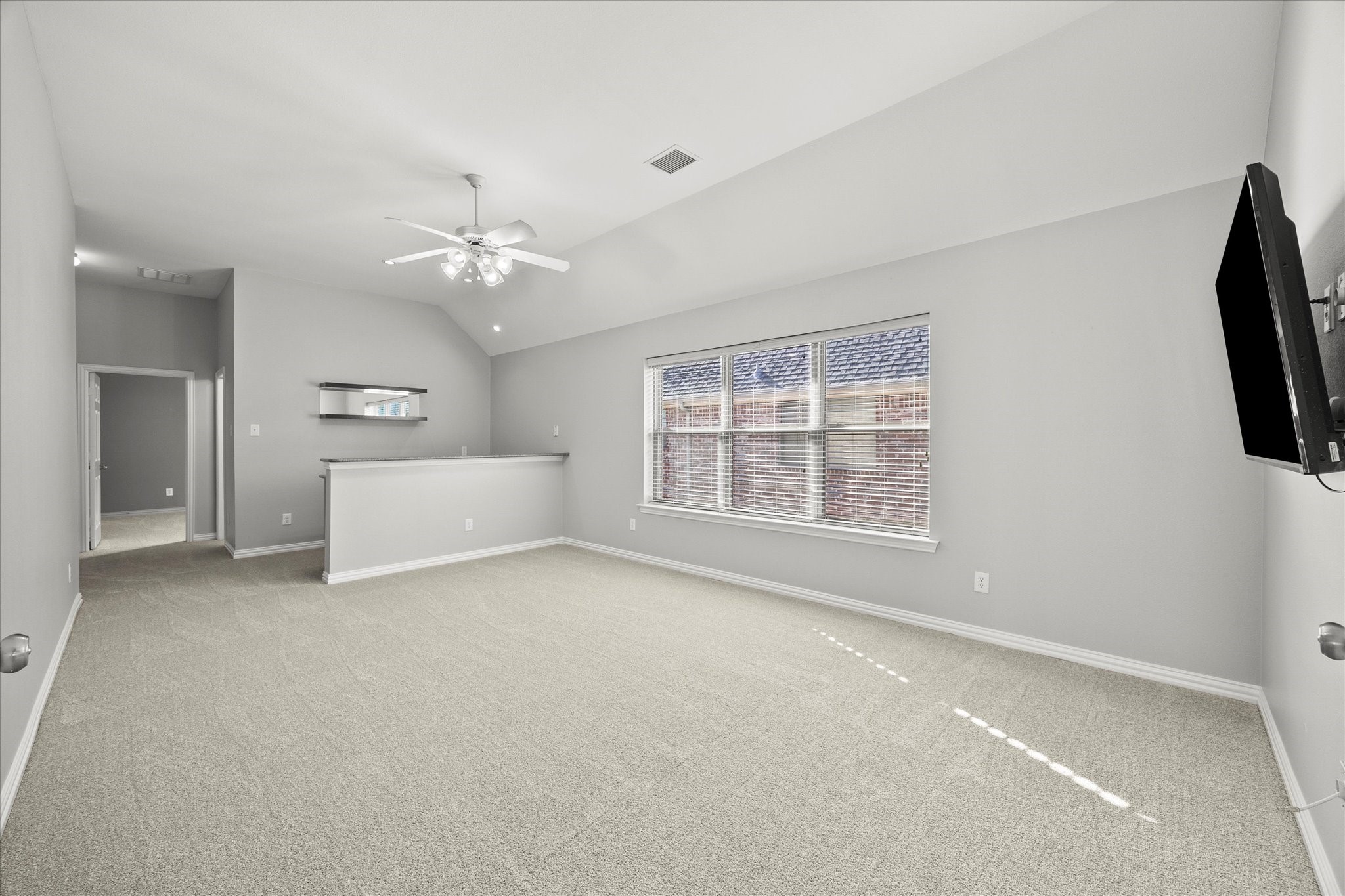 5087 Navajo Drive