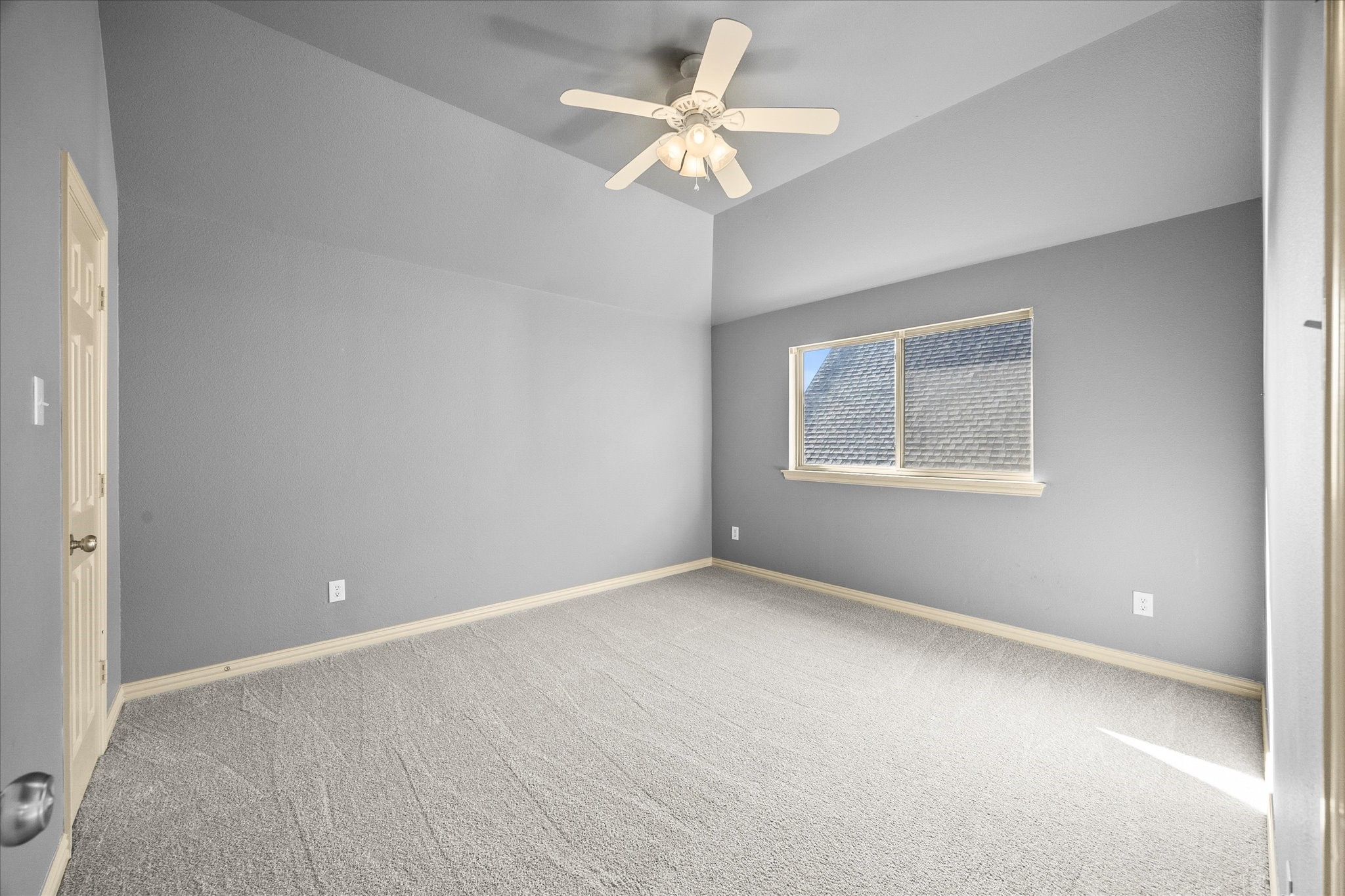 5087 Navajo Drive