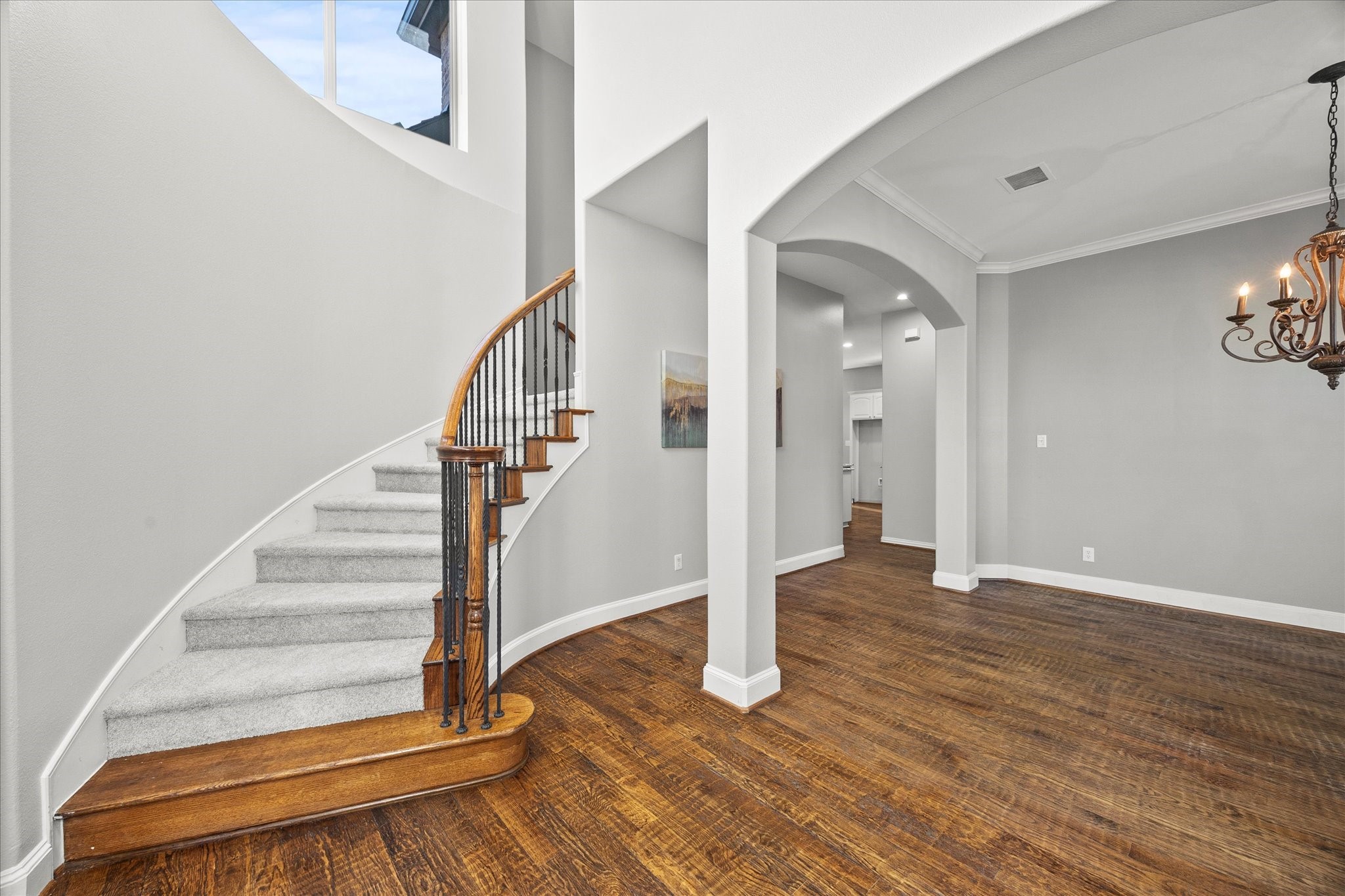 5087 Navajo Drive