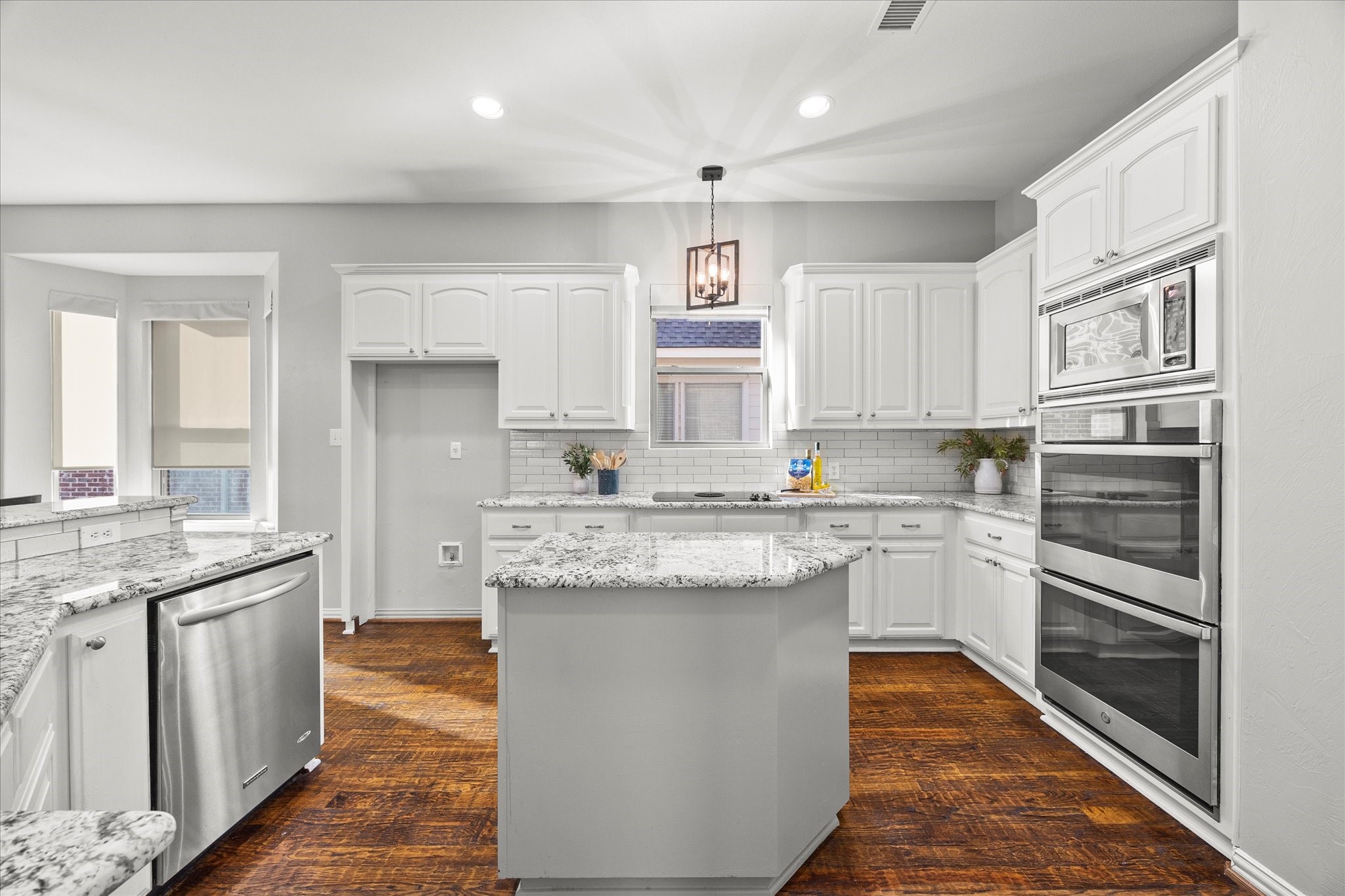 5087 Navajo Drive