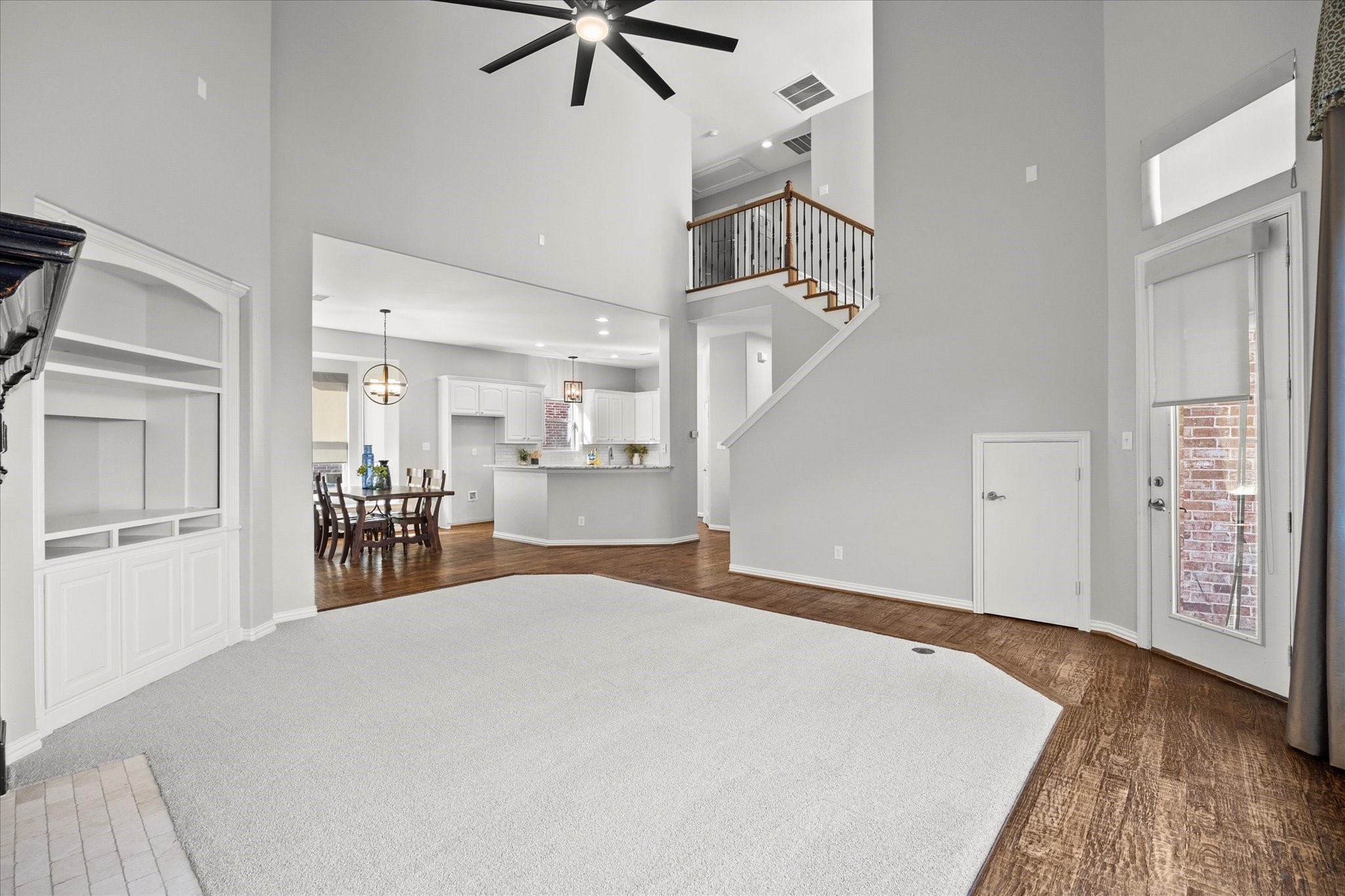 5087 Navajo Drive