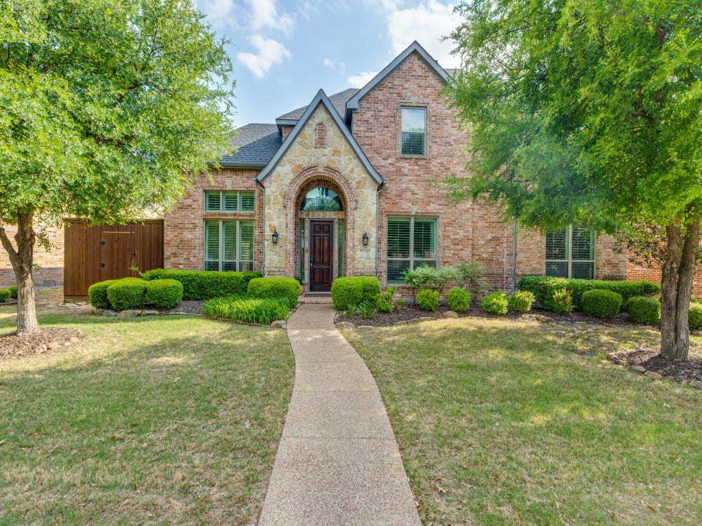 5087 Navajo Drive