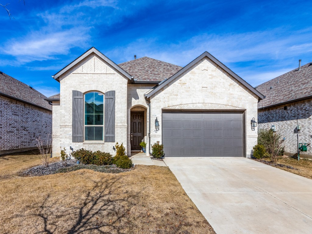 1425 Arrowwood Drive