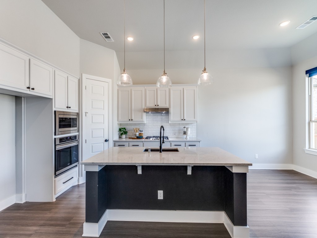 1425 Arrowwood Drive