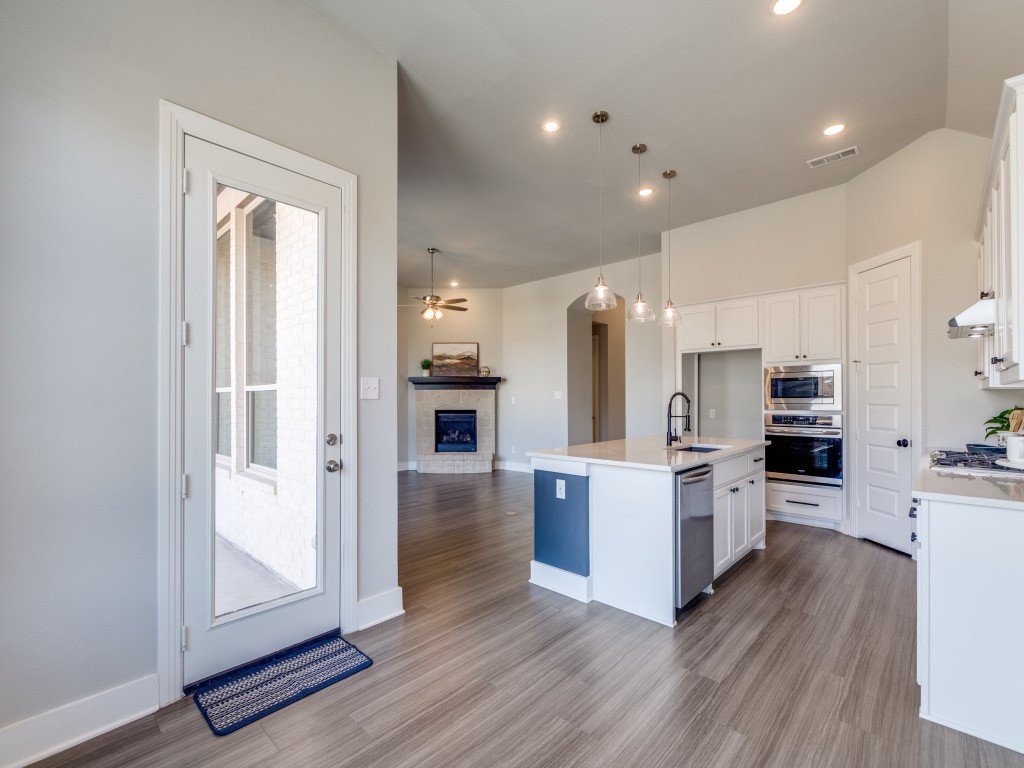 1425 Arrowwood Drive