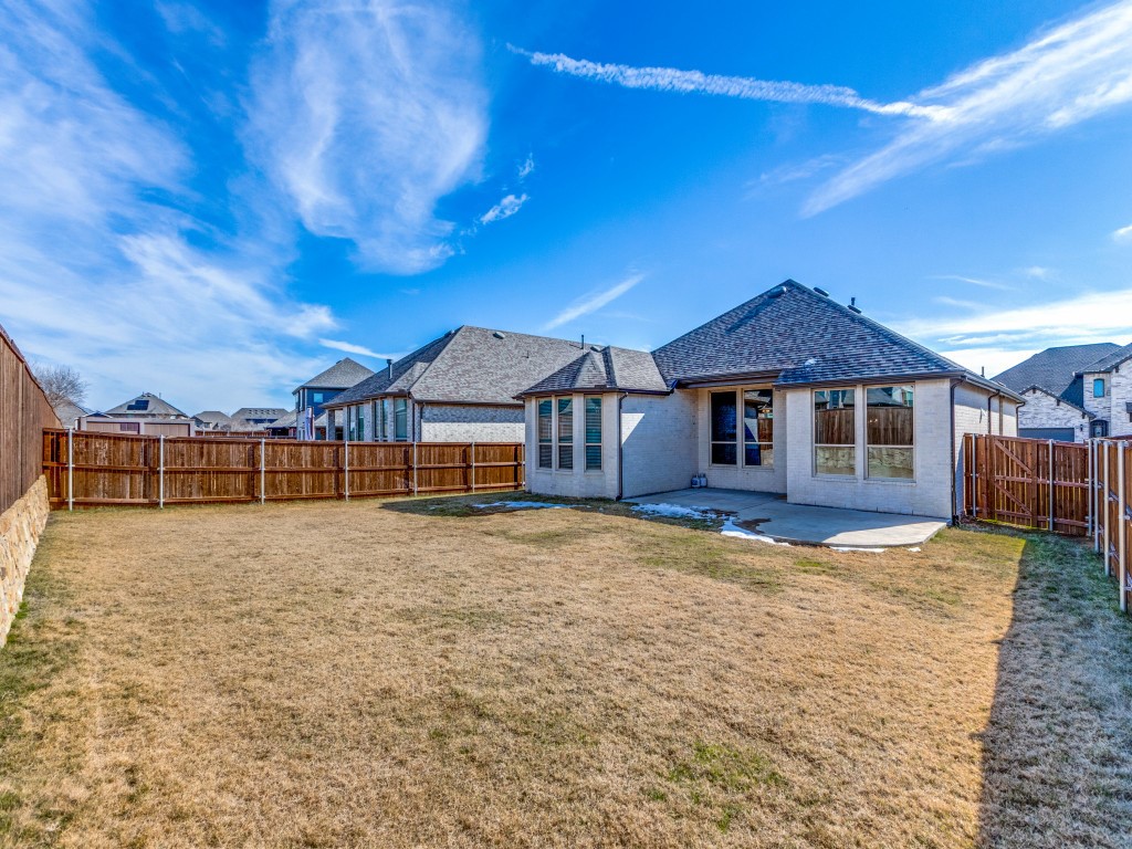 1425 Arrowwood Drive