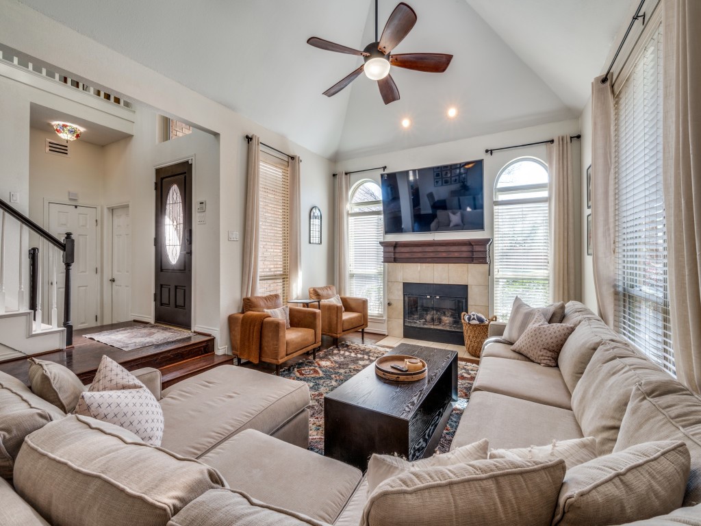 1421 Indian Lake Trail