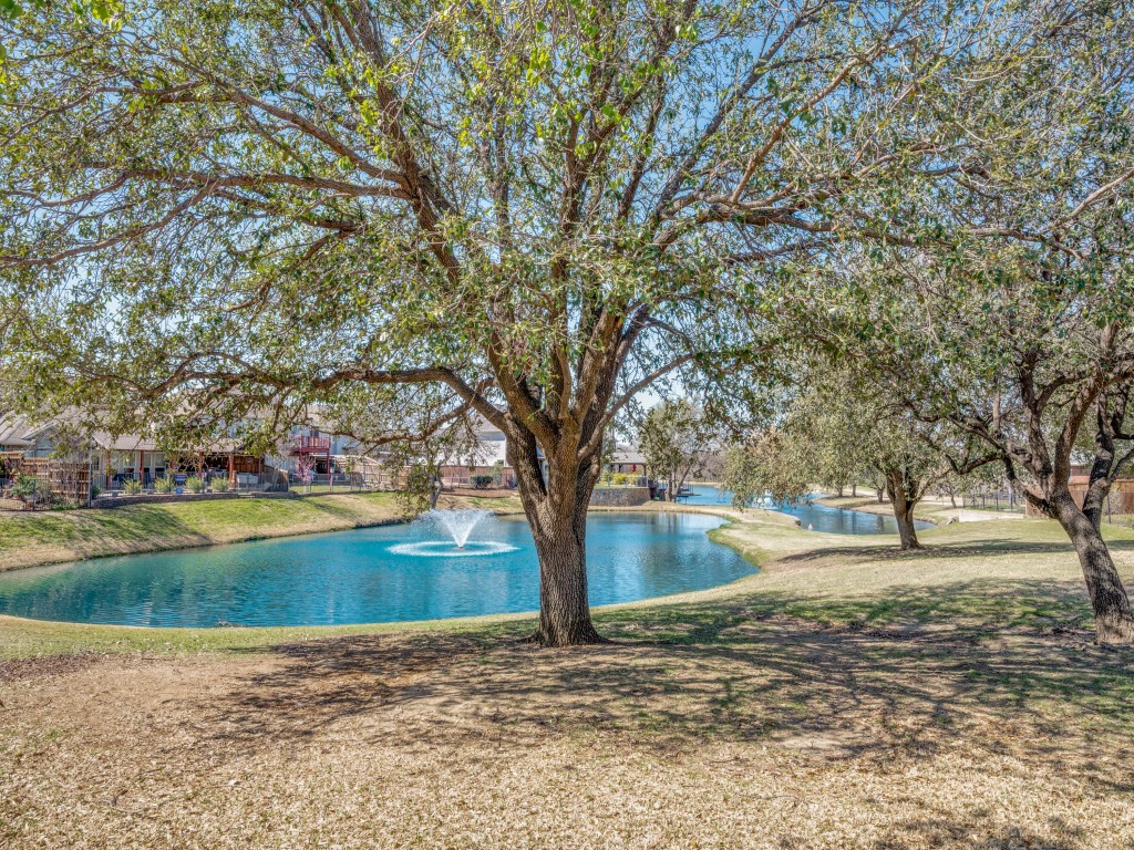 1421 Indian Lake Trail