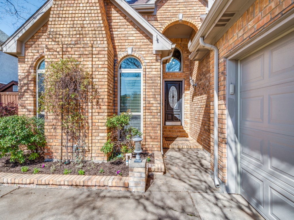 1421 Indian Lake Trail