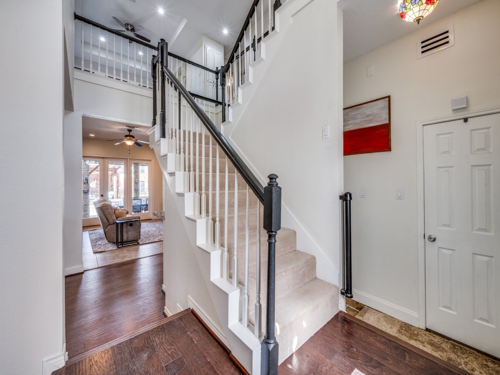 1421 Indian Lake Trail