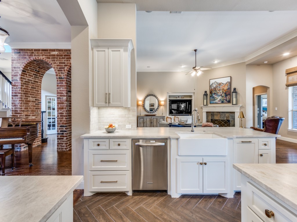 5292 Shoshone Drive