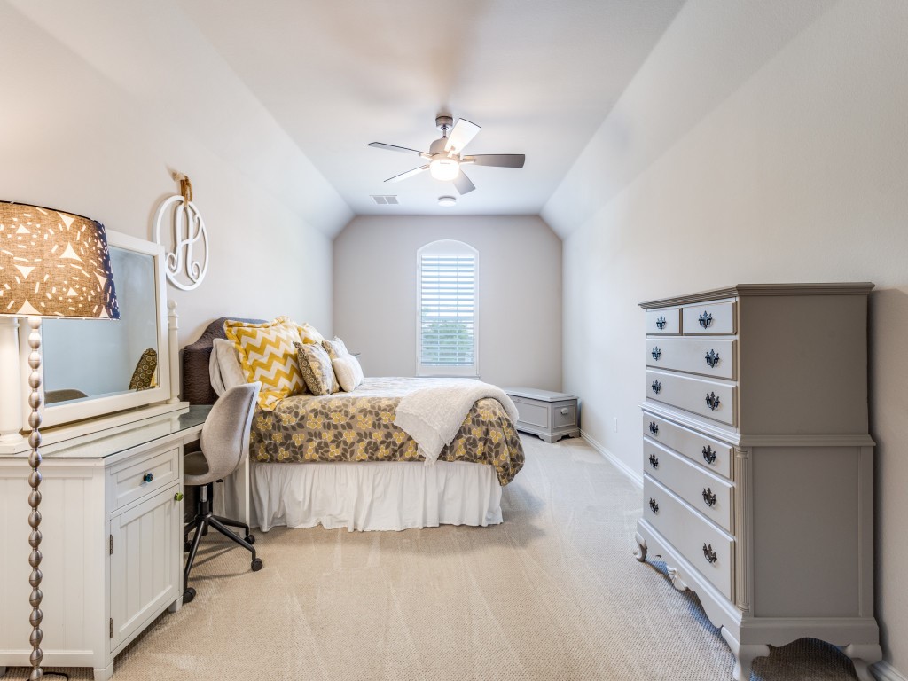 5292 Shoshone Drive