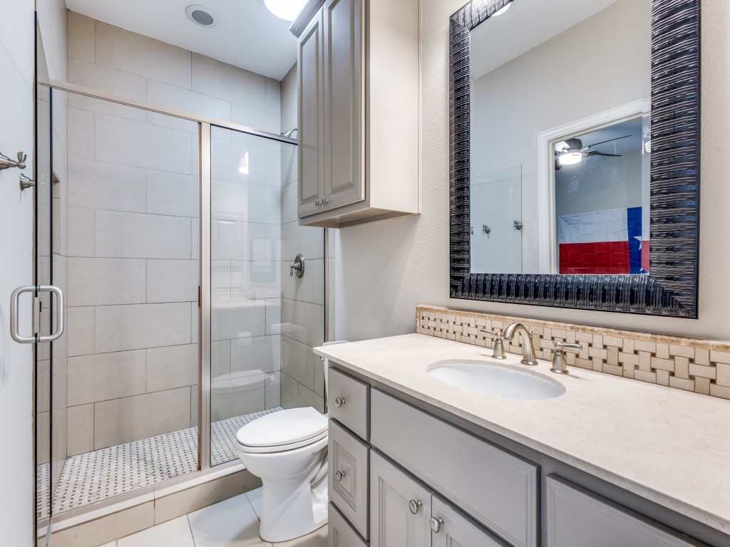 5292 Shoshone Drive