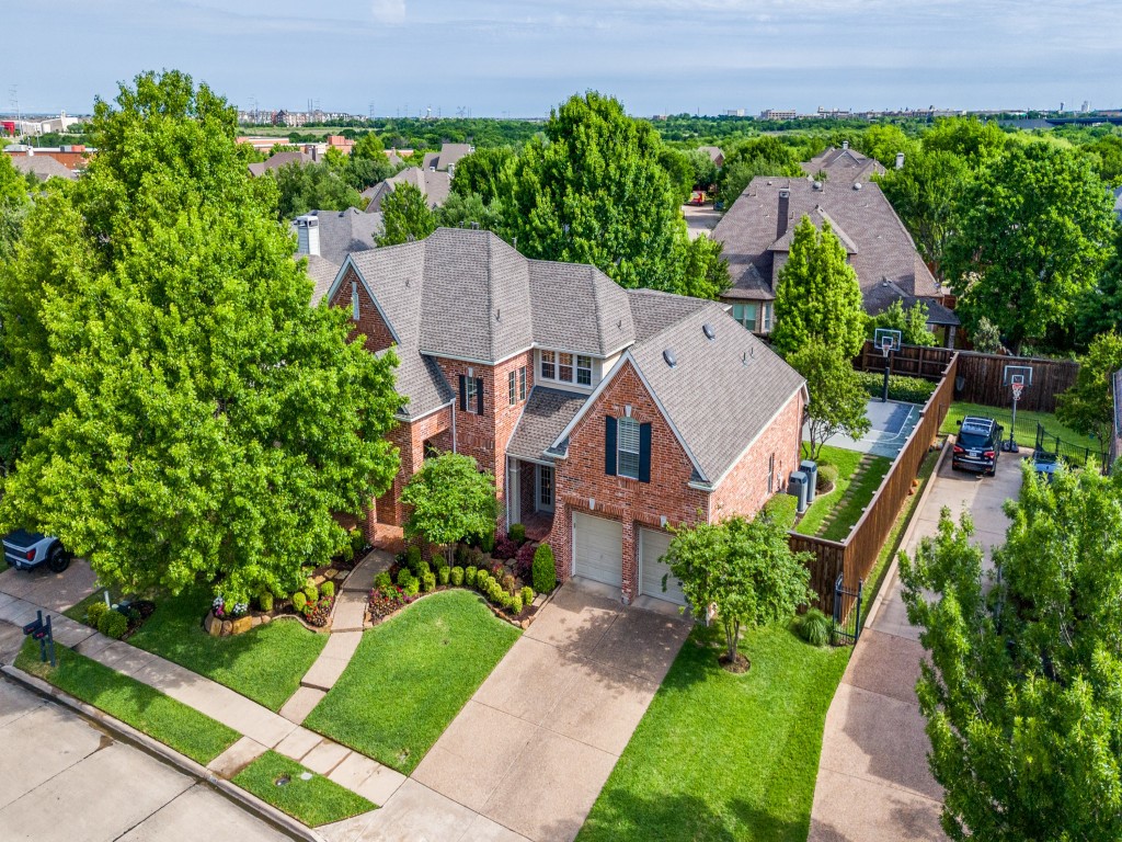 5292 Shoshone Drive