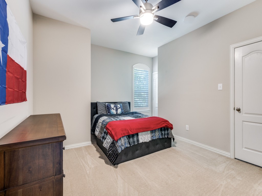 5292 Shoshone Drive