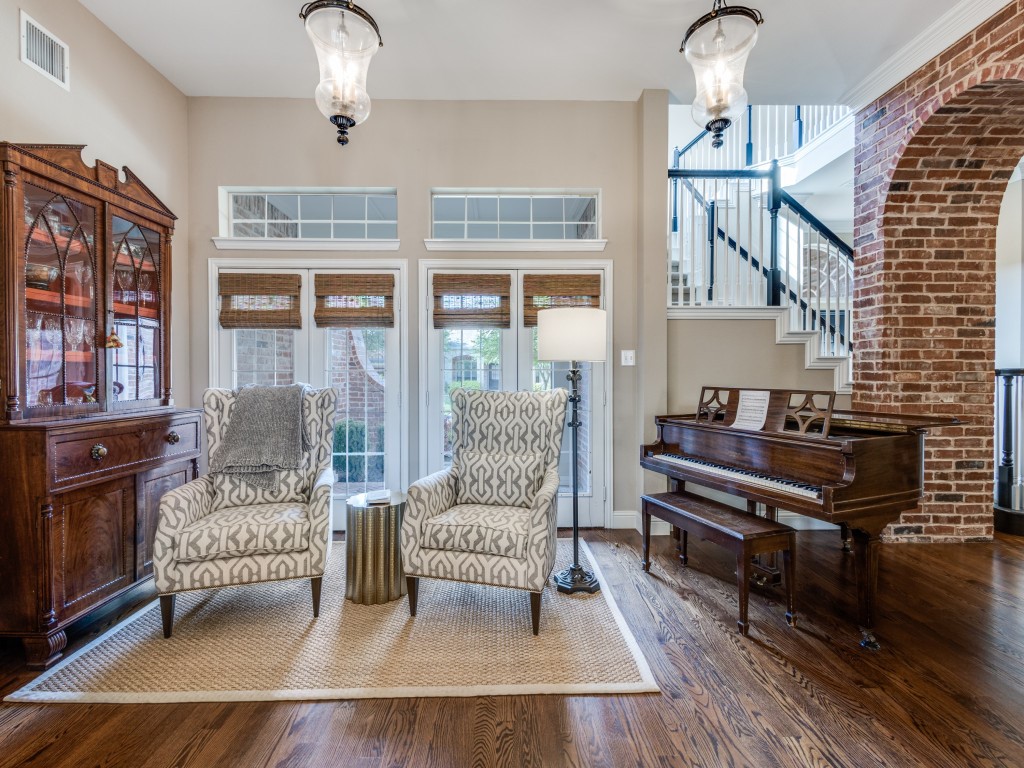 5292 Shoshone Drive