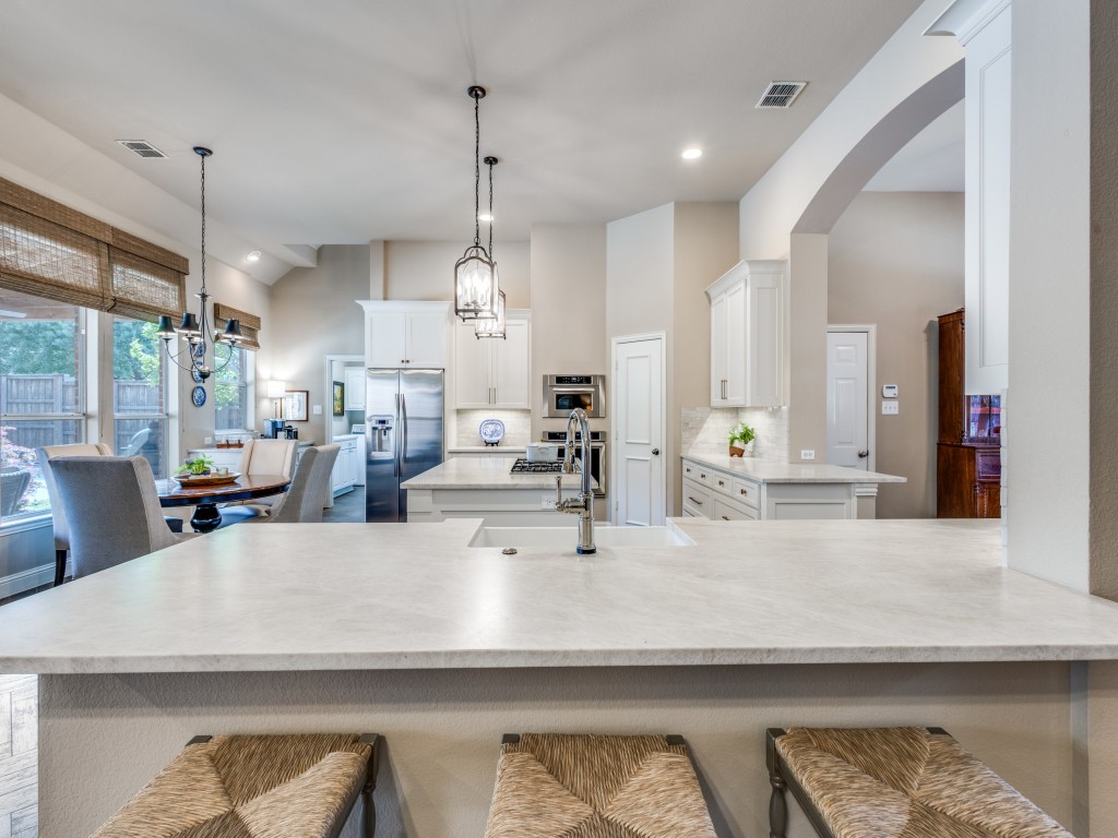 5292 Shoshone Drive