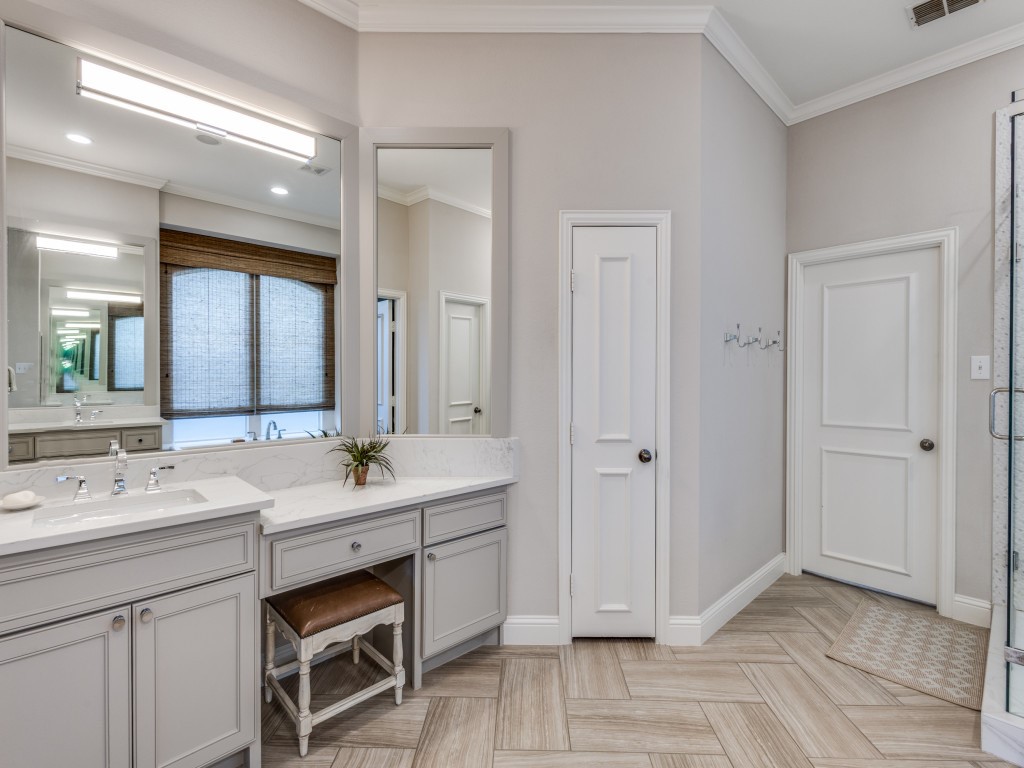 5292 Shoshone Drive