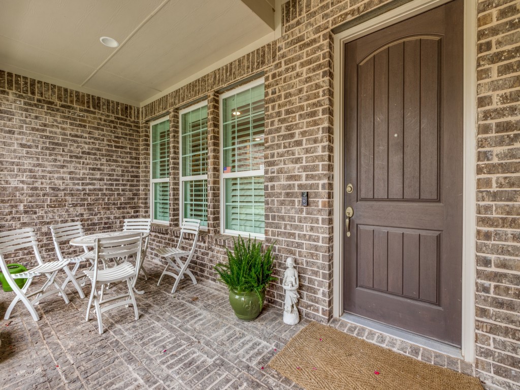 6632 Catalina Lane