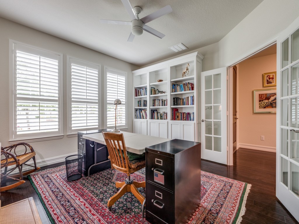 6632 Catalina Lane