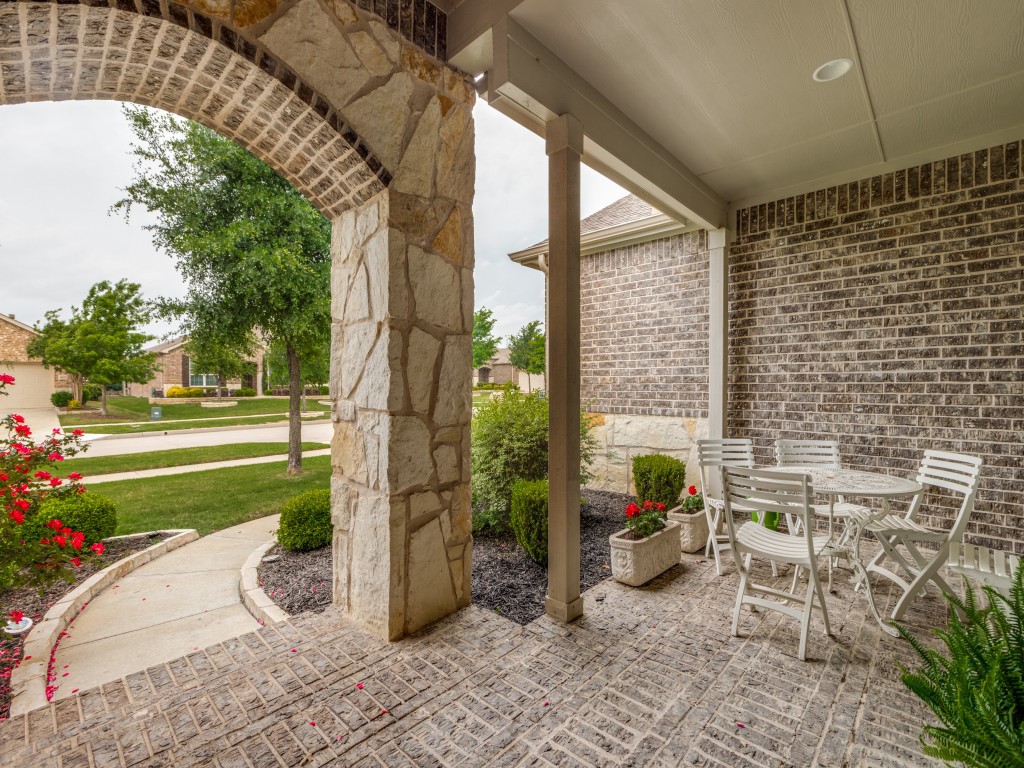 6632 Catalina Lane