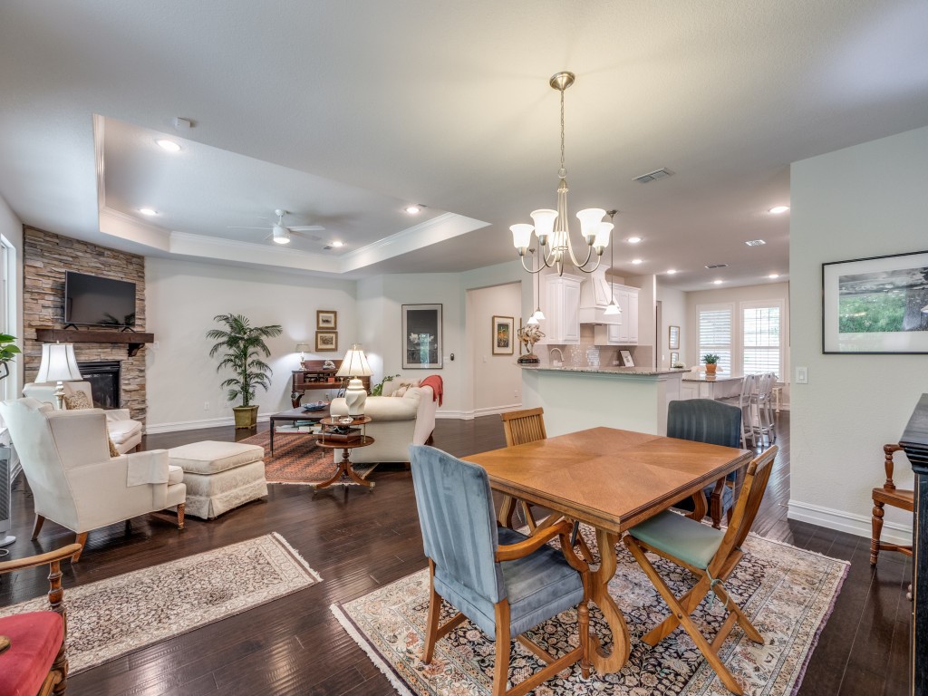 6632 Catalina Lane