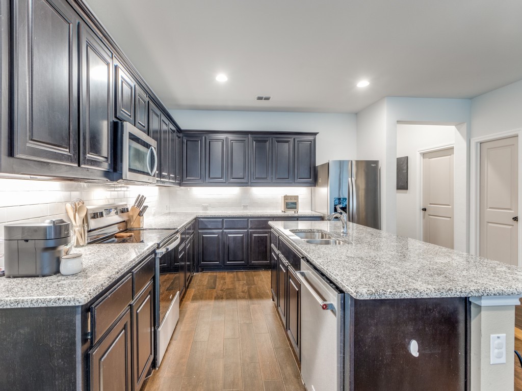 9004 Huxley Drive