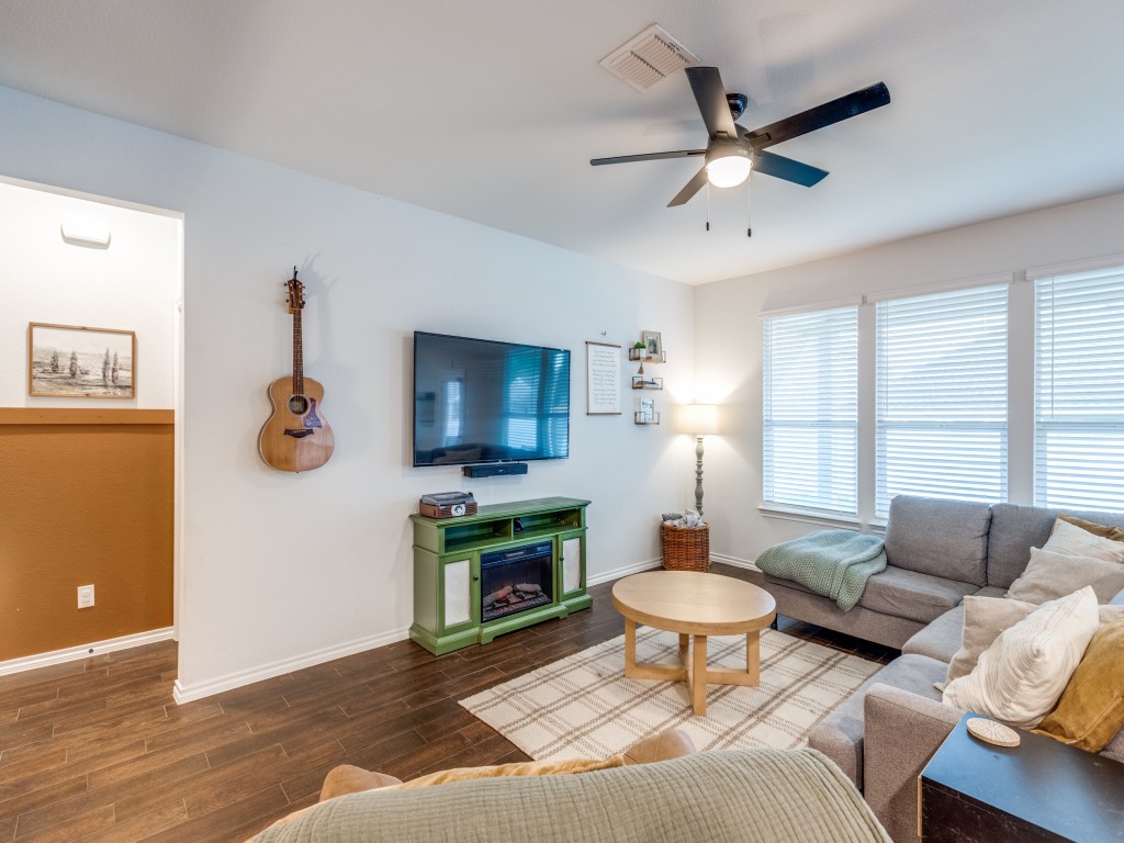 9004 Huxley Drive