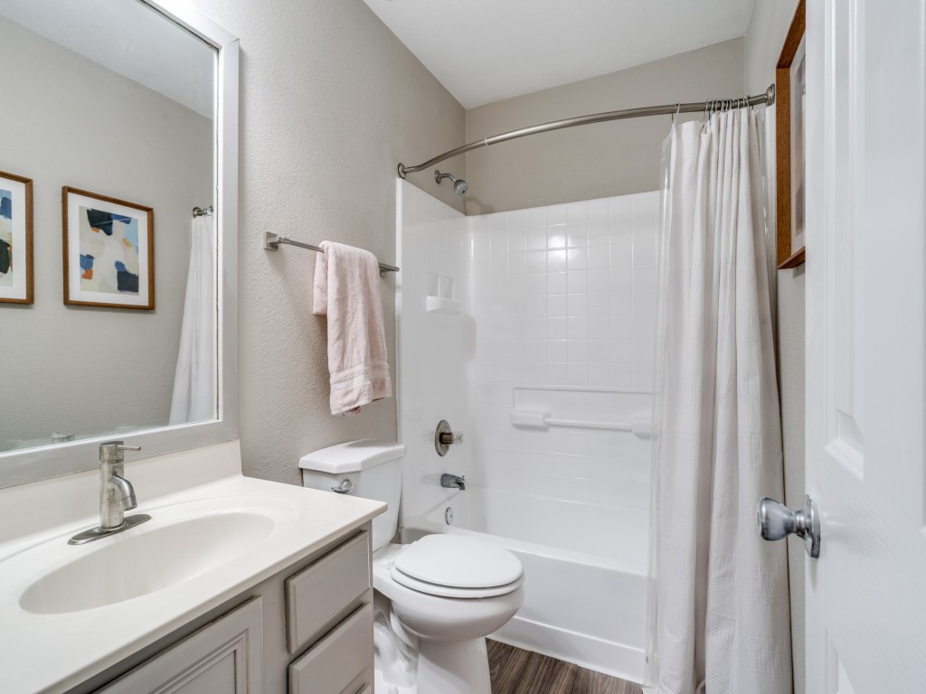 6928 Planters Row Drive