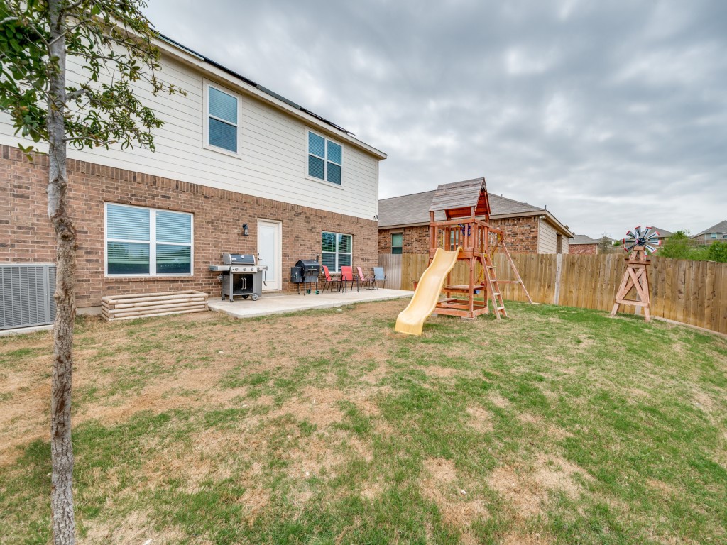 200 Ridgeland Oaks Drive