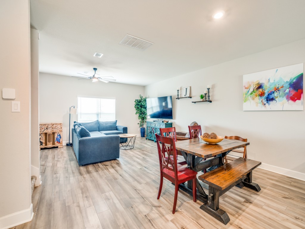 200 Ridgeland Oaks Drive