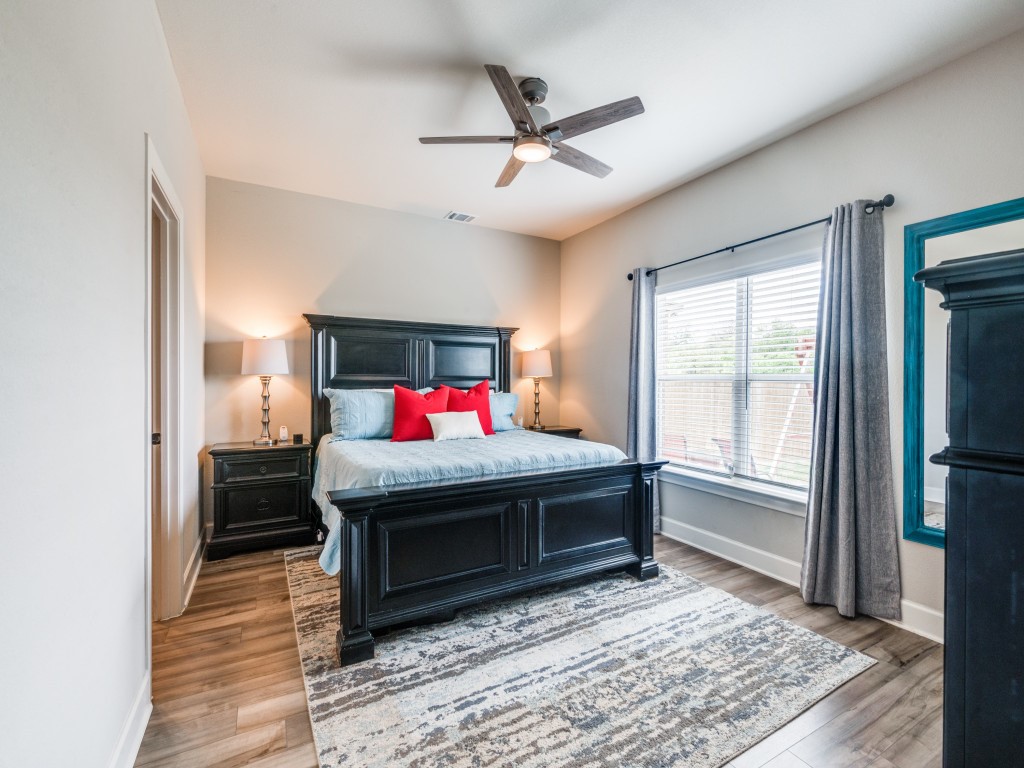 200 Ridgeland Oaks Drive