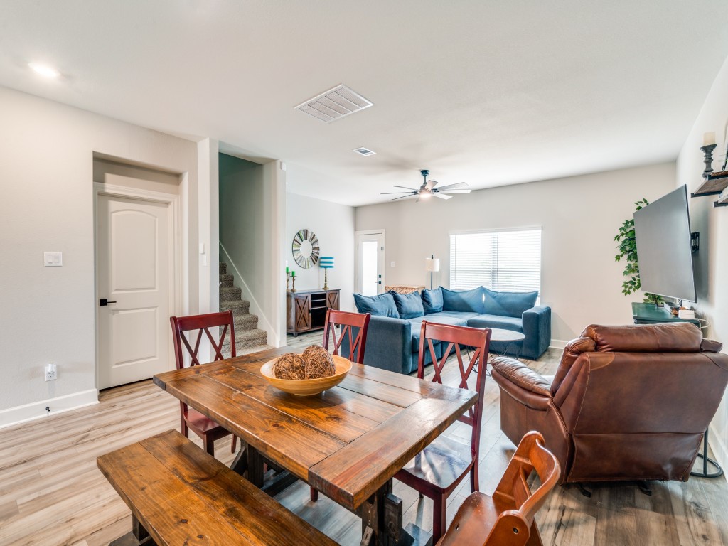 200 Ridgeland Oaks Drive