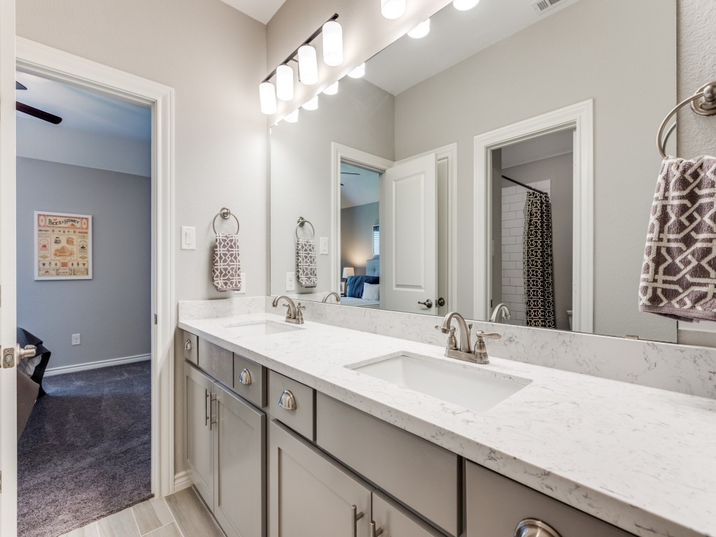 3051 Kennington Drive