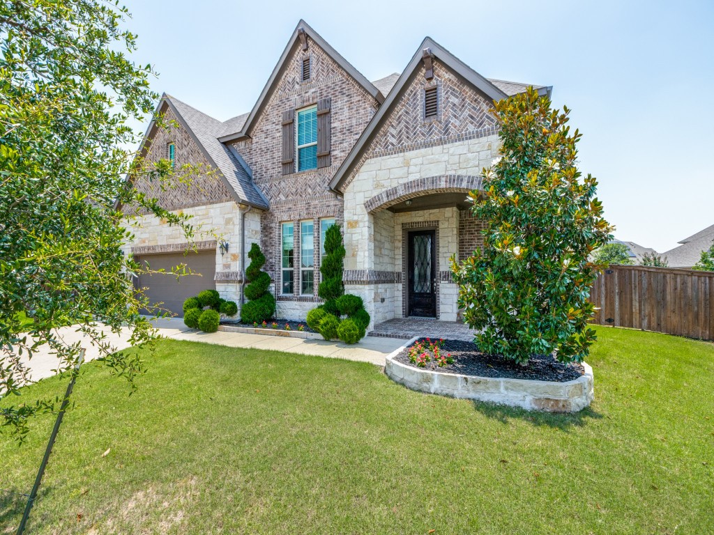 3051 Kennington Drive