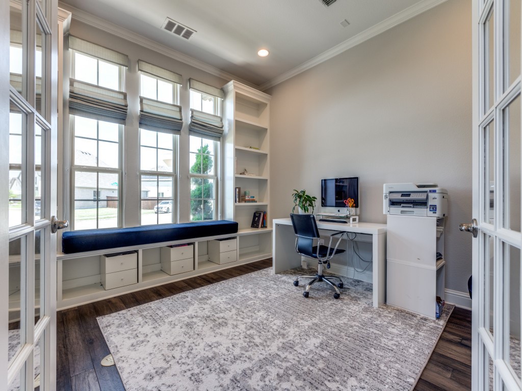 3051 Kennington Drive