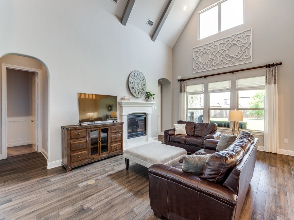 3051 Kennington Drive