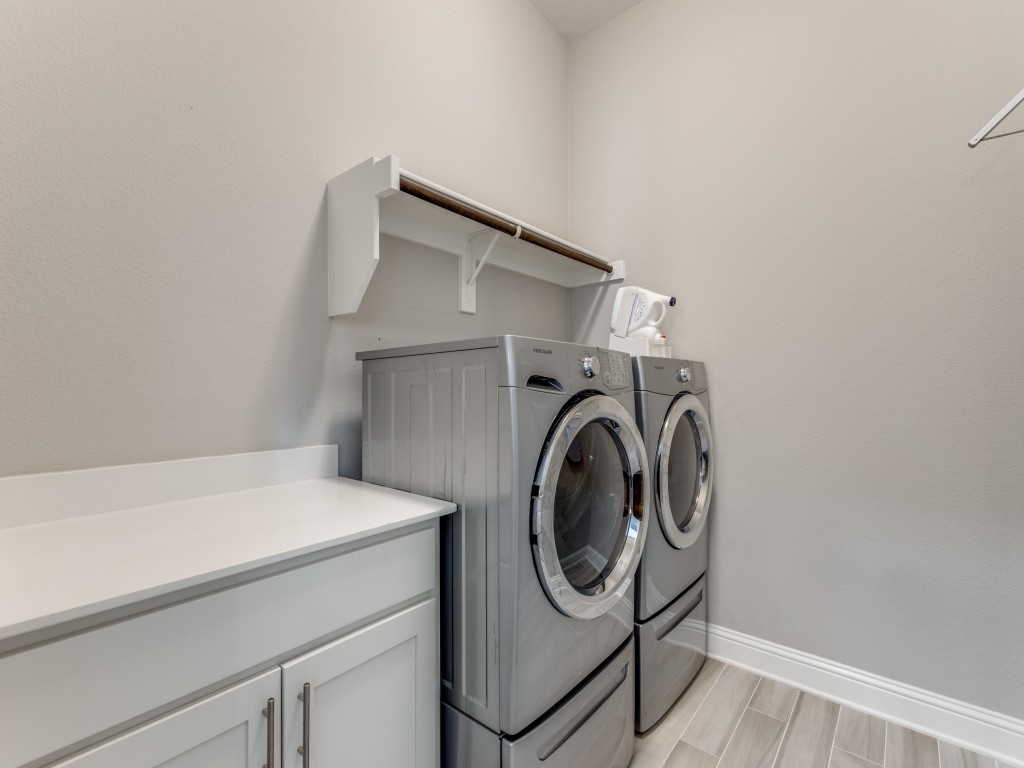 3051 Kennington Drive