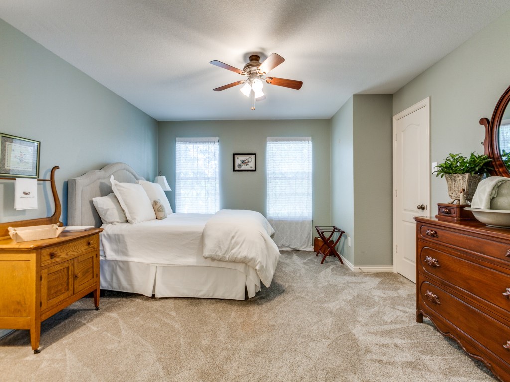 5246 Shoshone Drive