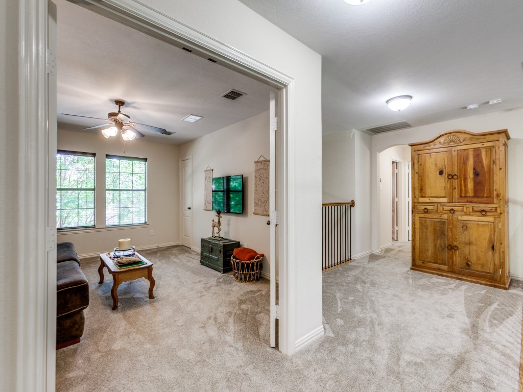 5246 Shoshone Drive