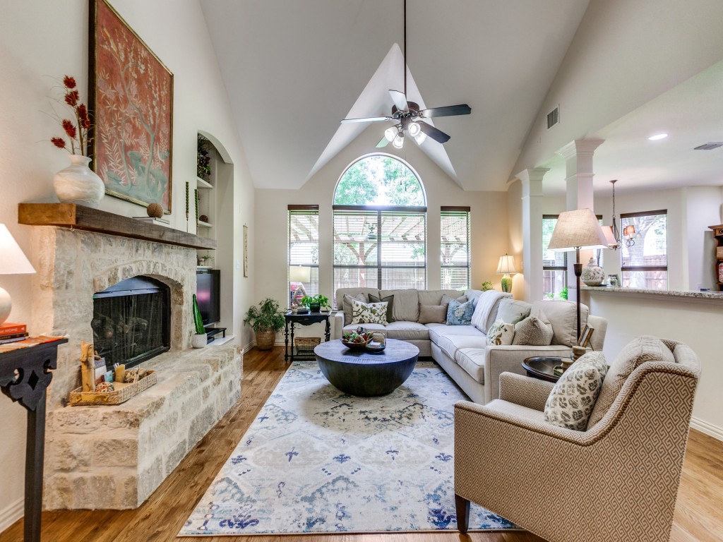 5246 Shoshone Drive