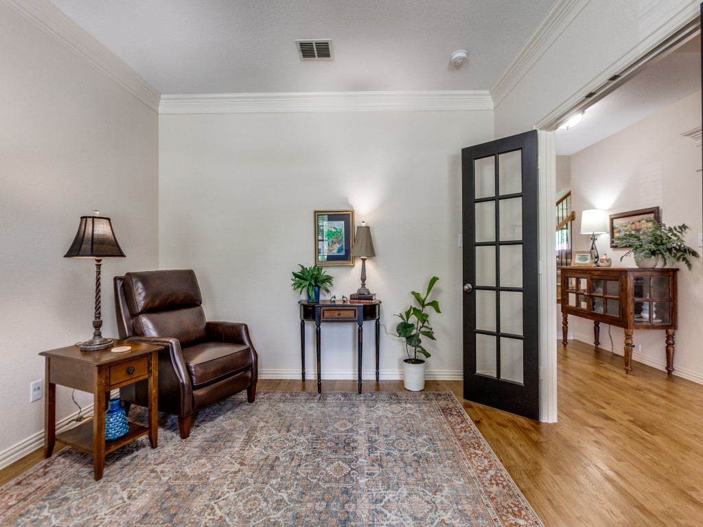 5246 Shoshone Drive