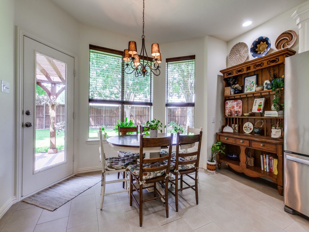 5246 Shoshone Drive