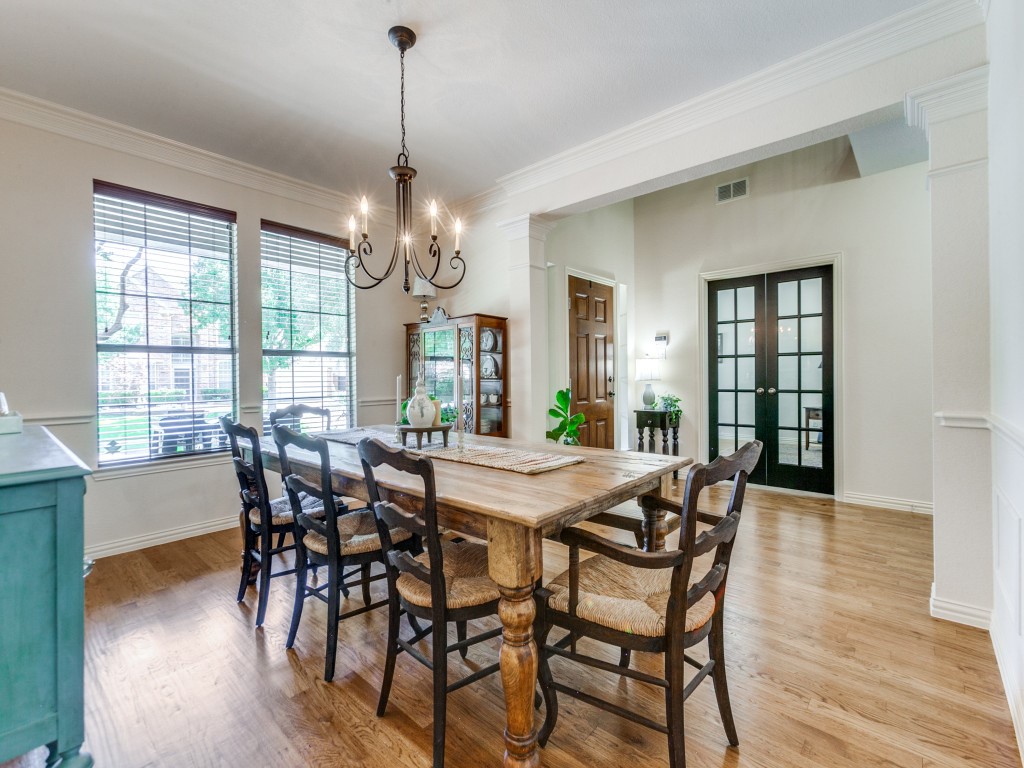 5246 Shoshone Drive