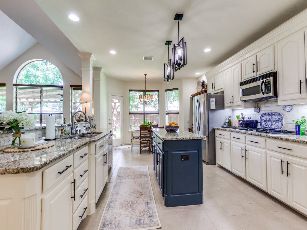 5246 Shoshone Drive