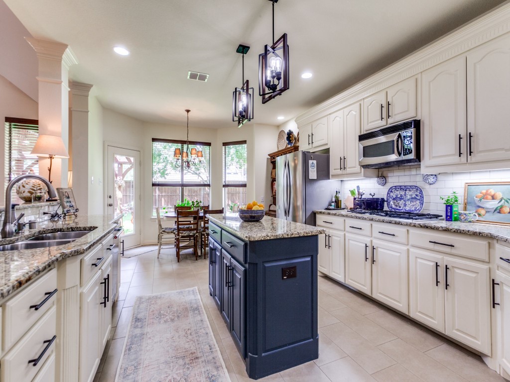 5246 Shoshone Drive