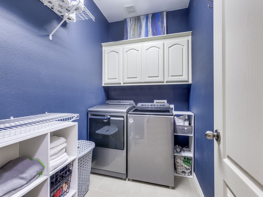 5246 Shoshone Drive