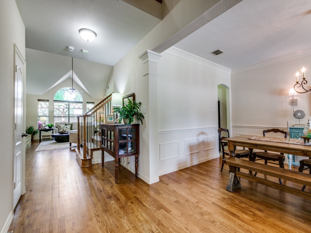 5246 Shoshone Drive